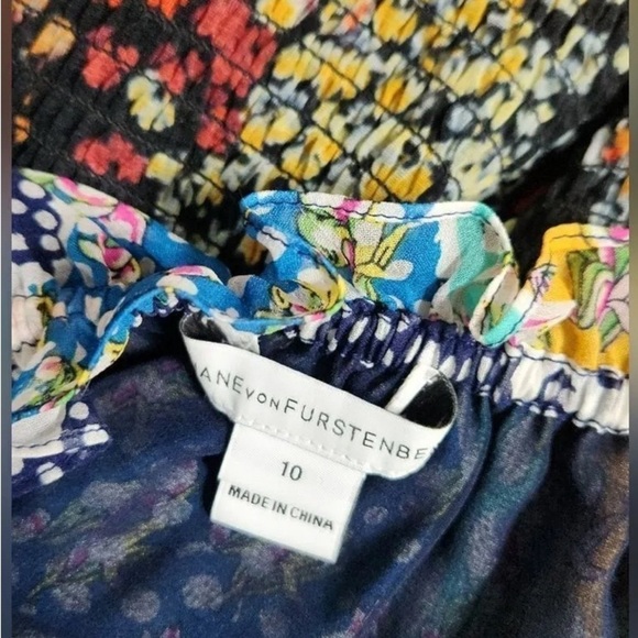 Diane Von Furstenberg DVF Flower Power Dream Camila Silk Top Siz 10 - Picture 6 of 6